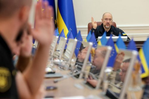 Уряд змінив порядок бронювання працівників оборонних підприємств