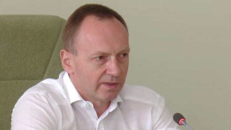 Туалет у Чернігові, який не відкривали місяцями, а Атрошенко сварив за це підлеглих, хочуть відбудувати за 1,5 млн грн