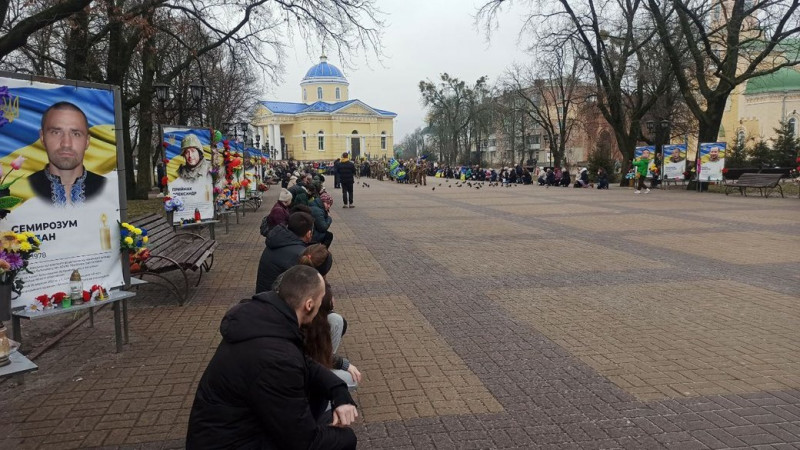 На Чернігівщині попрощалися з солдатом Максимом Рубаном, який загинув у бою