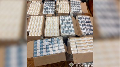 Поліція в Чернігові вилучила п'ять тисяч пачок контрафактних цигарок на понад 250 тисяч гривень