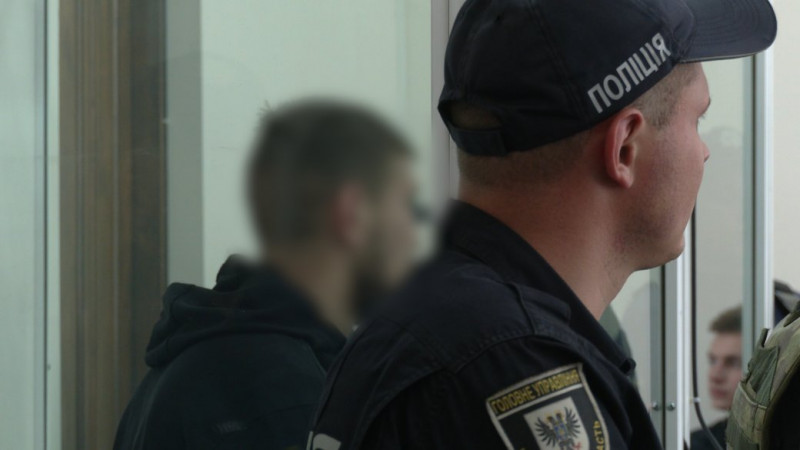 "Ми хочемо їм усім довічного": у Чернігові тривають суди над підозрюваними у потрійному вбивстві