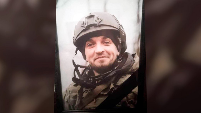 На Чернігівщині попрощалися з двома військовими ЗСУ