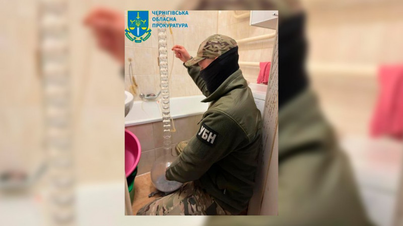 Чернігівця підозрюють у незаконному придбанні та зберіганні психотропів й наркотиків