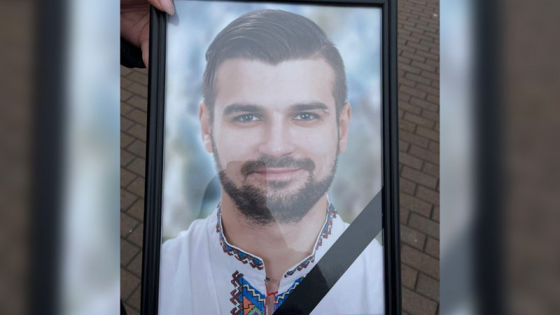 На Чернігівщині попрощалися із загиблими бійцями ЗСУ: Олексієм Сокоринським, Максимом Мірощенком та Володимиром Маценком