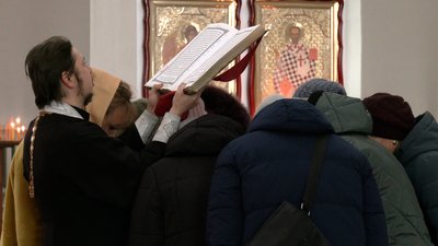 Церква у Корюківці на Чернігівщині перейшла до ПЦУ: як пройшло перше богослужіння та в якому стані храм