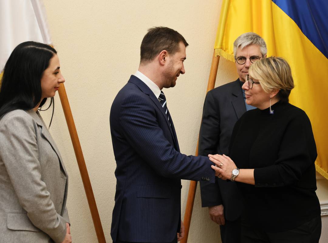 Бельгія вивчає як може допомогти Чернігову. З візитом у місті міністерка співробітництва з питань розвитку Бельгії