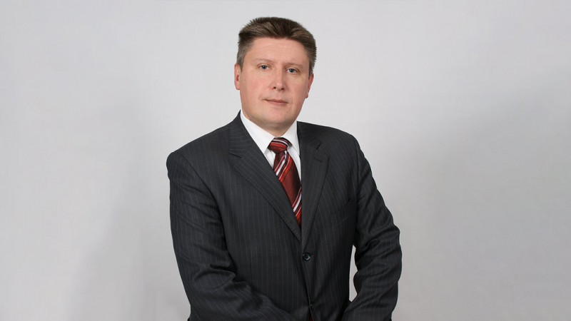 Авто Ford та Nissan, квартири, зарплати, земельні ділянки: що задекларували ректори вишів Чернігівщини