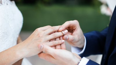 24 пари одружилися на Чернігівщині в День закоханих