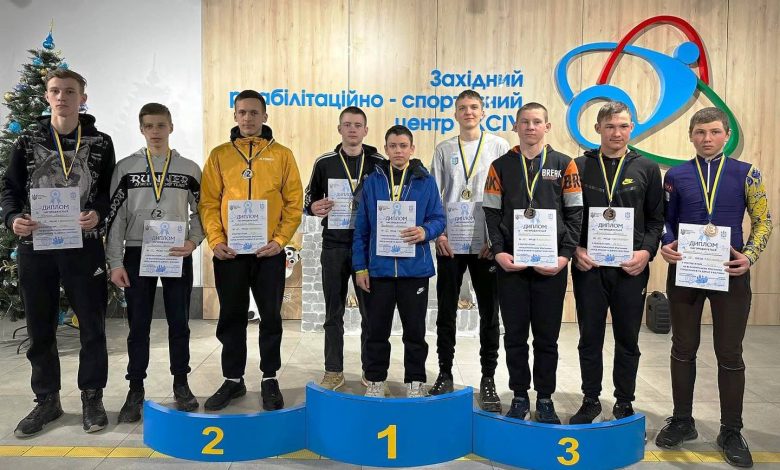 Чернігівці з всеукраїнських змагань із біатлону привезли 22 медалі