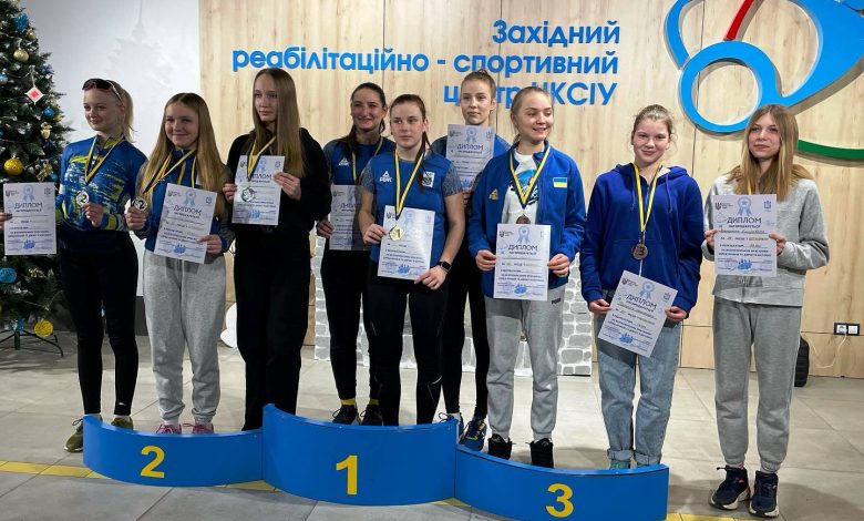 Чернігівці з всеукраїнських змагань із біатлону привезли 22 медалі