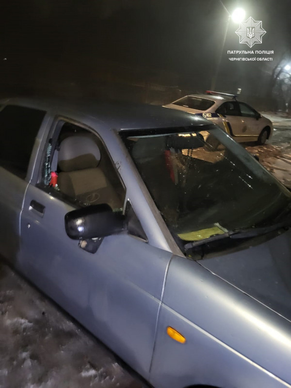 Чернігівець намагався поцупити речі з автівки