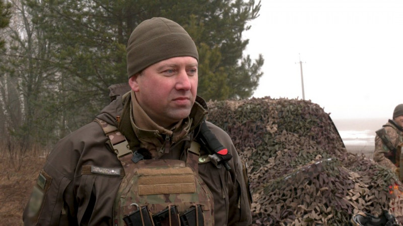 На Чернігівщині формують нові екіпажі БпЛА: як шукають та навчають охочих долучитися до проєкту "Крилатий ЕскаДрон"