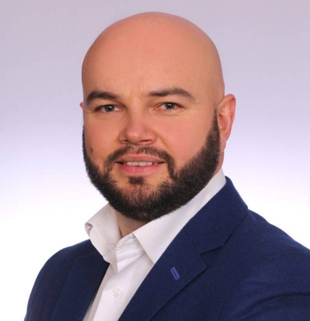 Квартири, земельні ділянки, автомобілі: що в деклараціях чернігівських депутатів