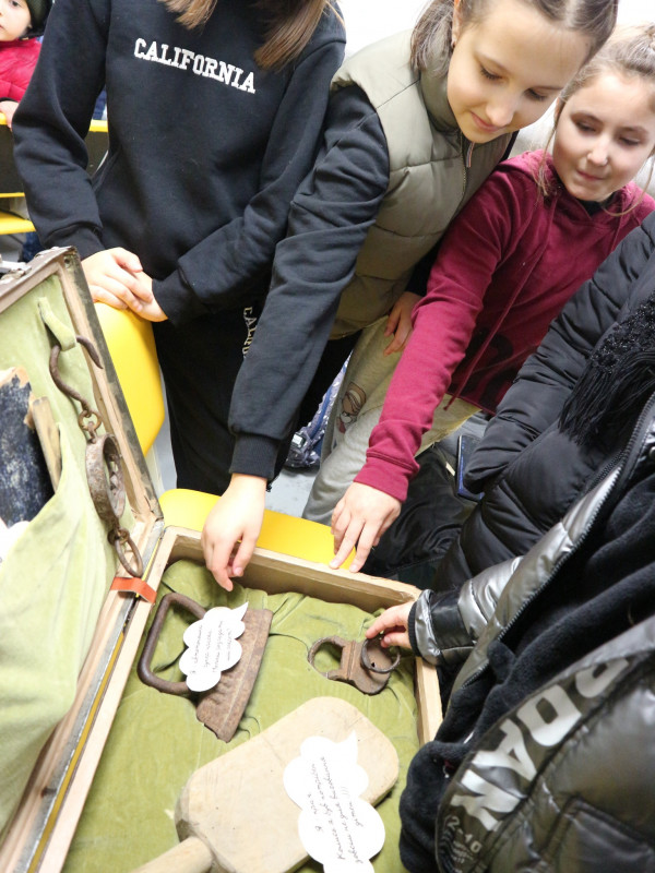 Музей у валізі: у громаді на Чернігівщині запрацював цікавий проєкт (Фото)