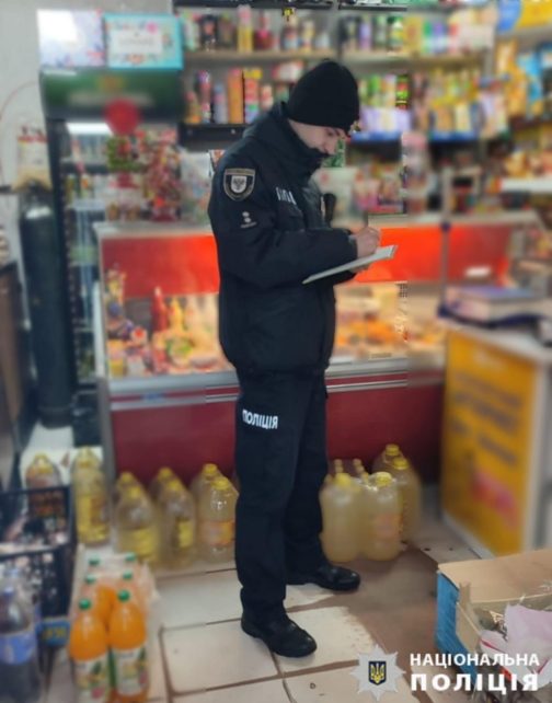 На Чернігівщині поліція припинила нелегальний продаж тютюну