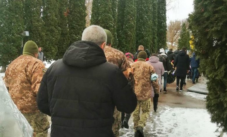 Ніжин прощався з полеглим воїном