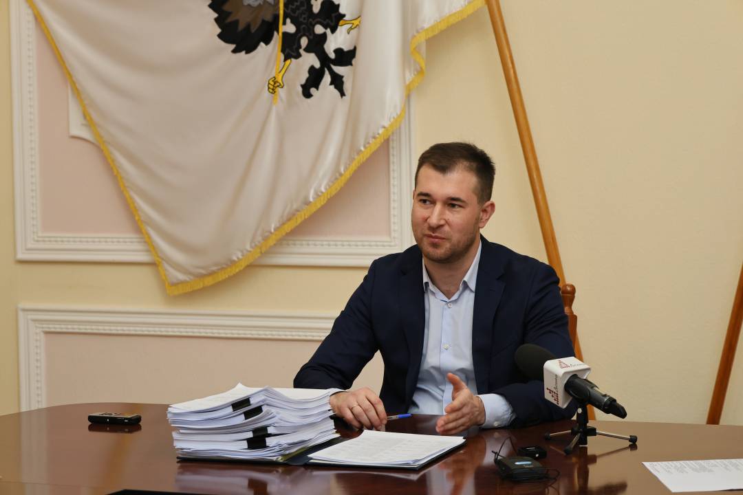 Скликається сесія Чернігівради. Головні питання — допомога військовим