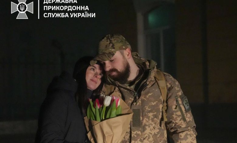 Справжні почуття – сильніші за буремні часи: історія кохання чернігівського прикордонника (Фото)