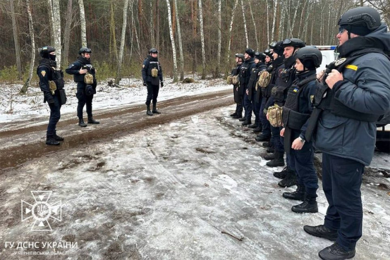 Триває розмінування територій Чернігівщини