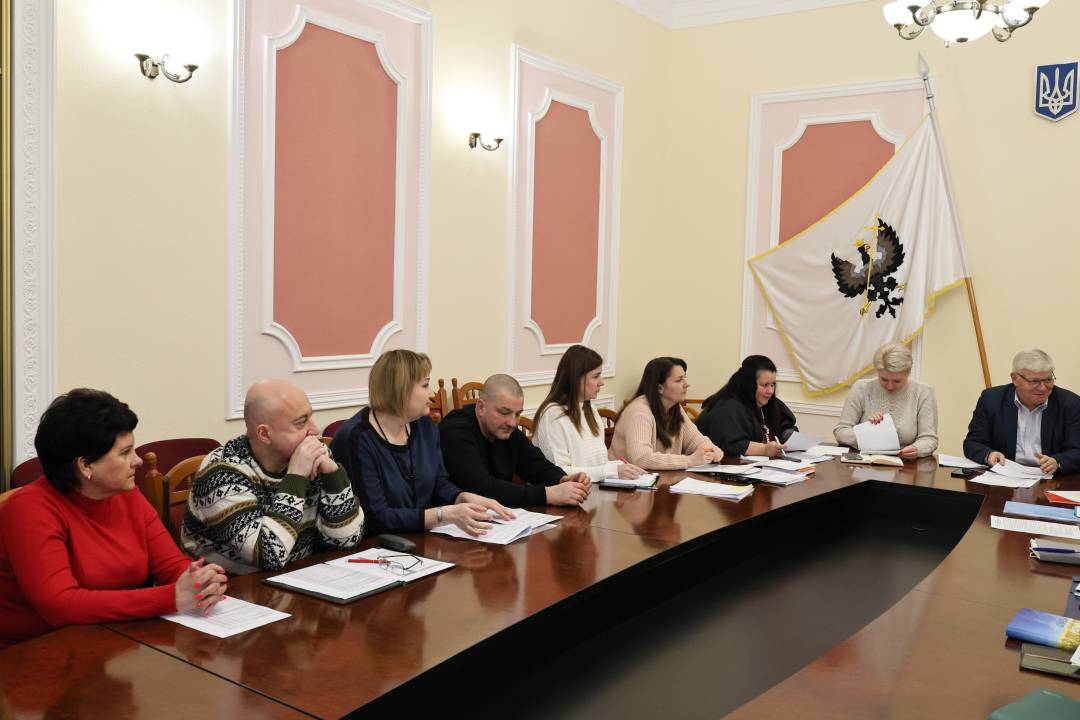 Звітували керівники комунальних підприємств Чернігова про діяльність у 2023 році