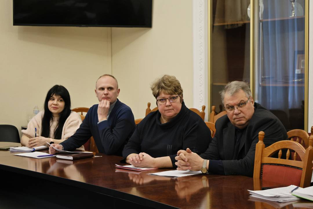 Звітували керівники комунальних підприємств Чернігова про діяльність у 2023 році