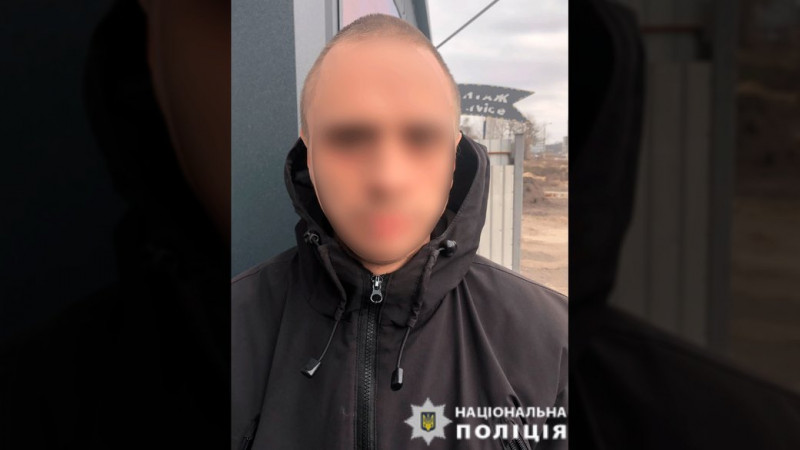Щомісячний прибуток становив близько 250 тисяч грн: у Чернігові затримали чоловіка та жінку з партією психотропів