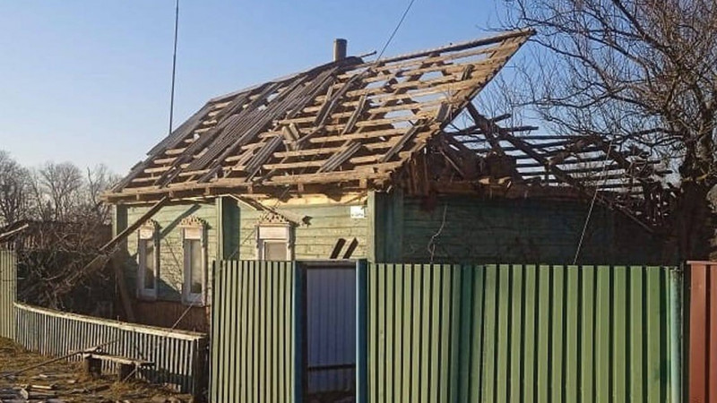 Загинув 51-річний чоловік та пошкодженний житловий будинок: війська РФ атакували прикордонну громаду Чернігівщини