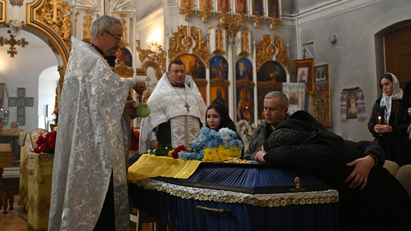 На Чернігівщині попрощалися з чотирма бійцями ЗСУ, які загинули на Запорізькому та Донецькому напрямках