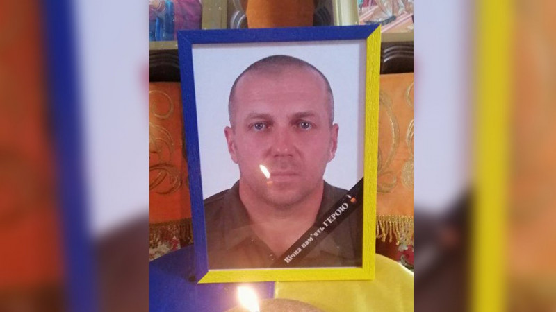 На Чернігівщині попрощалися з двома військовими ЗСУ — Віктором Горбатенком та Володимиром Соляником