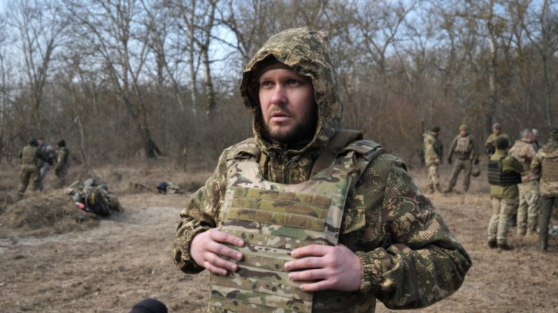 Евакуація пораненого, зупинка кровотечі, психологічна підтримка: на Чернігівщині проходять навчання з тактичної медицини
