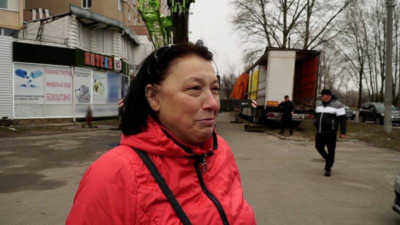 На зупинках громадського транспорту у Чернігові встановили модульні укриття