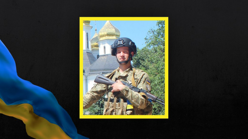 На Чернігівщині поховали трьох військових ЗСУ — Олександра Власенка, Сергія Наконечного та Геннадія Роліна