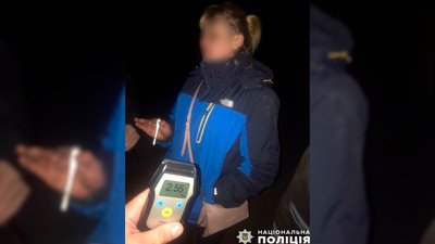 Вміст алкоголю в крові в 13 разів перевищував норму: на Чернігівщині зупинили нетверезу водійку