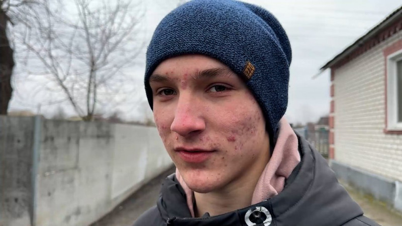 Виховує сімох дітей, з яких двоє рідні: родина з Чернігівщини відкрила дитячий будинок сімейного типу