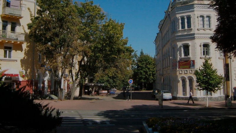 Від 33 абонентів у центрі міста до додаткових послуг: історія появи перших телефонів у Чернігові
