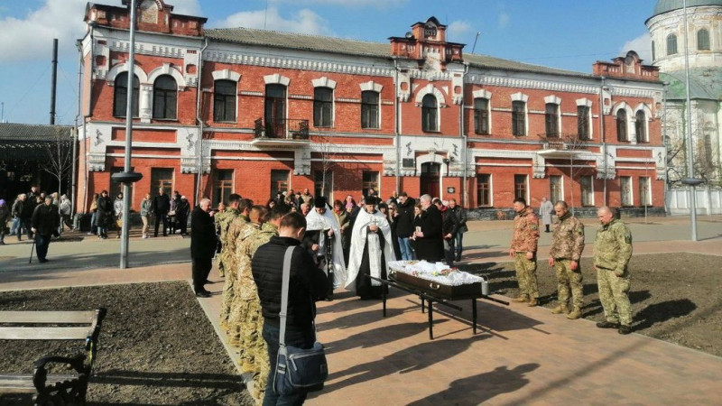 На Чернігівщині попрощалися з чотирма бійцями ЗСУ, які загинули на Запорізькому та Донецькому напрямках