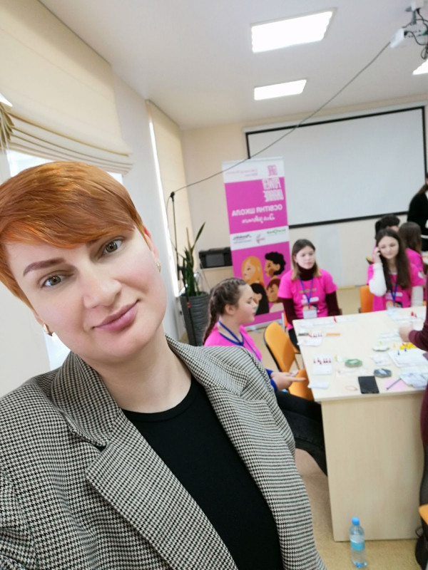 Як на Чернігівщині реагують на потреби та залучають молодих жінок і дівчат до громадського життя