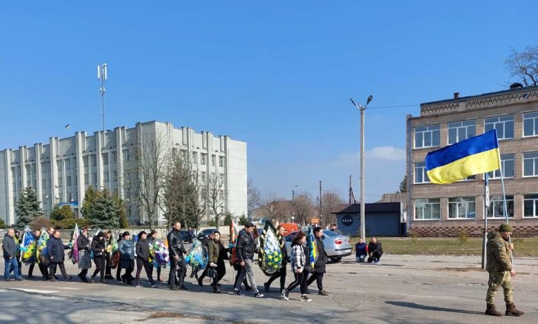 Навічно з небесною вартою: в Козельці попрощалися з Героєм Юрієм Прибитьком