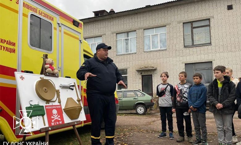 Олександр Борисенко, відомий як «Кракен», продовжує працювати в ГУ ДСНС у Чернігівській області (Фото)