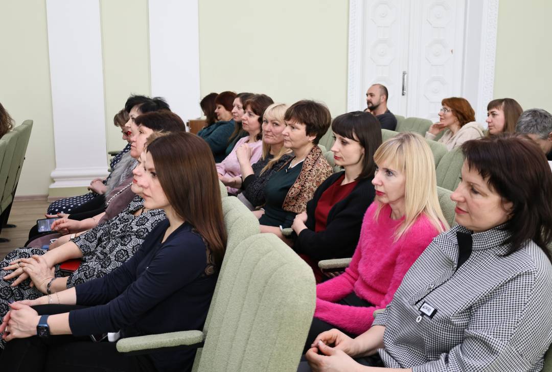 Олександр Ломако привітав представниць місцевого самоврядування з Міжнародним днем боротьби за права жінок