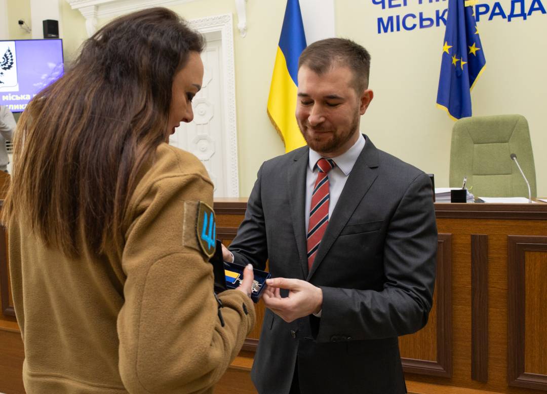 Старшому сержанту ЗСУ Олексію Приходьку вручено звання «Почесний громадянин Чернігова»