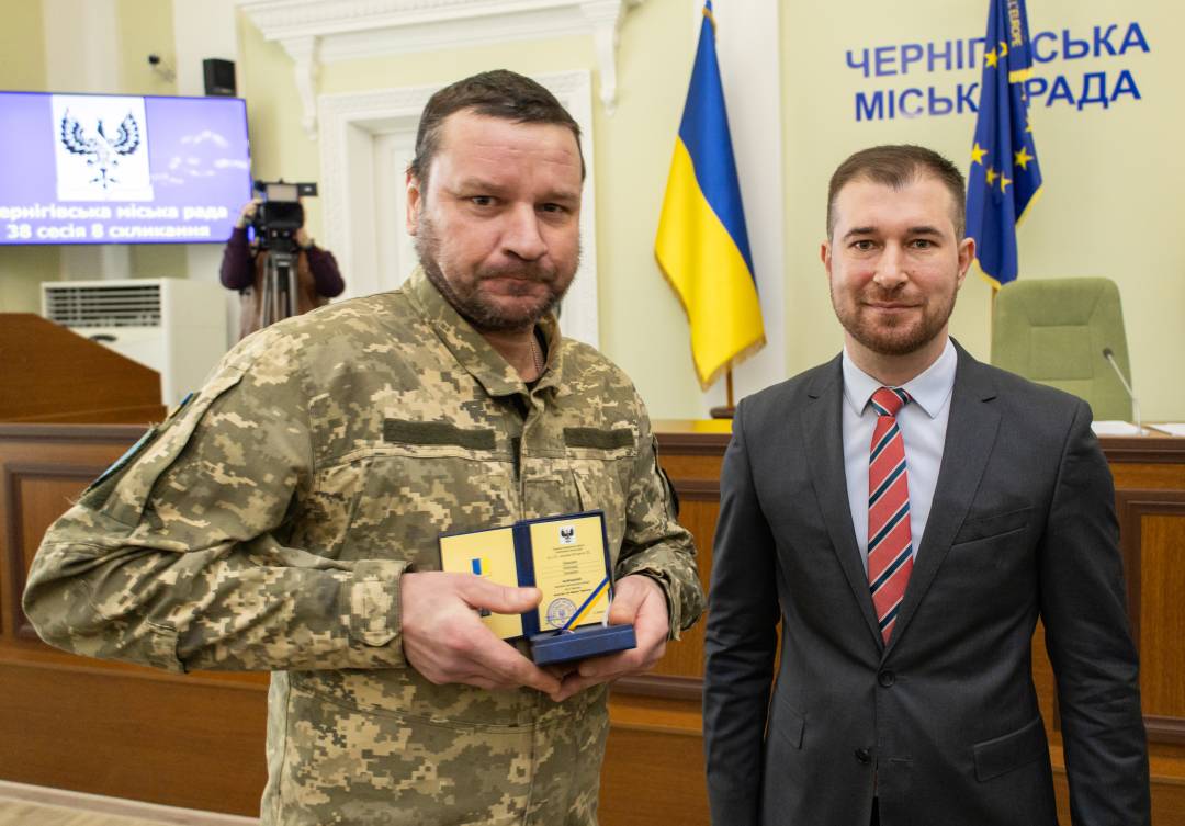 Старшому сержанту ЗСУ Олексію Приходьку вручено звання «Почесний громадянин Чернігова»