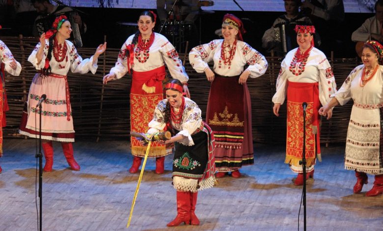 У Чернігові академічний народний хор презентував нову програму (Фото)