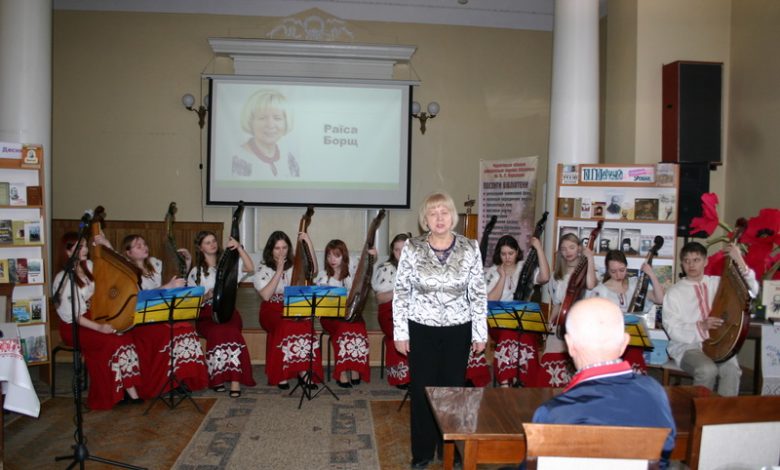 У Чернігові вручили літературно-мистецьку премію ім. Л. Глібова