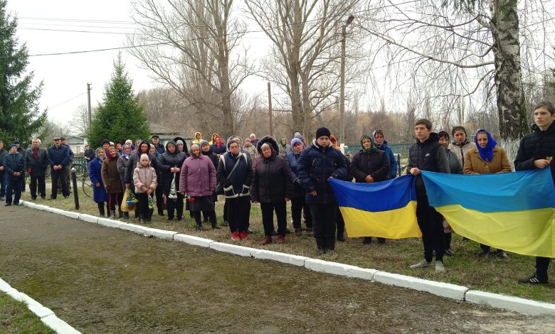 У громаді на Чернігівщині відкрили меморіальні дошки Героям