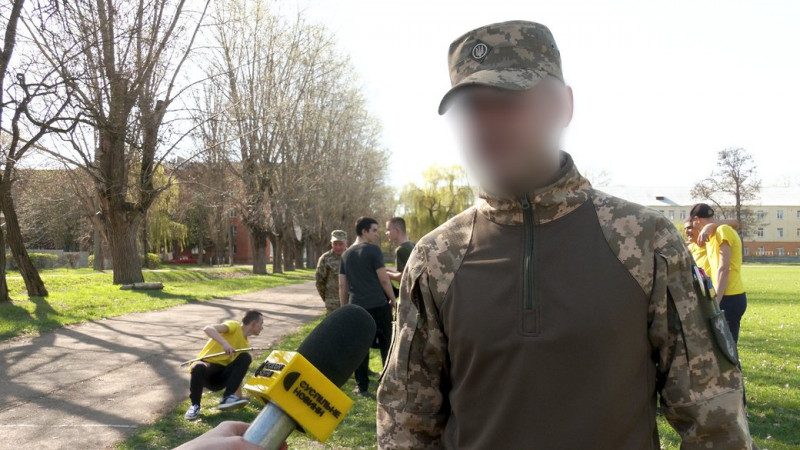 "Суть – не про турнікет і бинт": як проходять заняття з тактичної медицини для ліцеїстів у Чернігові