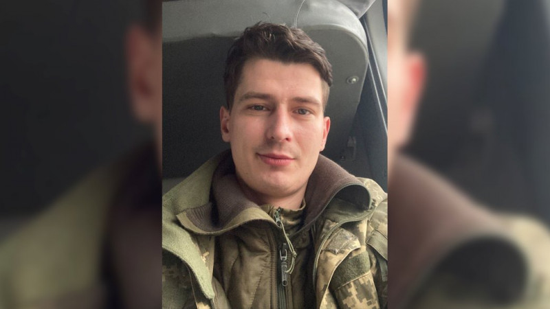 "Це була їхня воля": жителька Чернігівщини після смерті чоловіка та сина віддала автомобіль для потреб ЗСУ