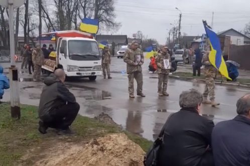 Чернігівщина попрощалась із полеглим Захисником