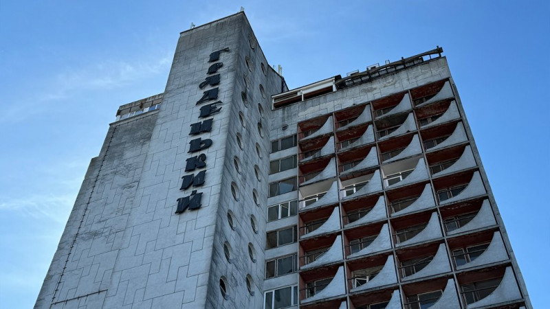 Проституція, казино, архітектурні "фішки": історія будівництва, розвитку та занепаду готелю "Градецький" у Чернігові