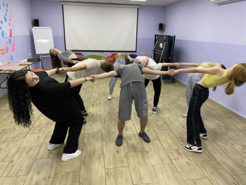 Новий танцювальний челендж «KOLO» на підтримку ЗСУ готують у громаді на Чернігівщині